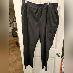 PURPLE LABEL YPGA SCRUB BOTTOM-NWOT